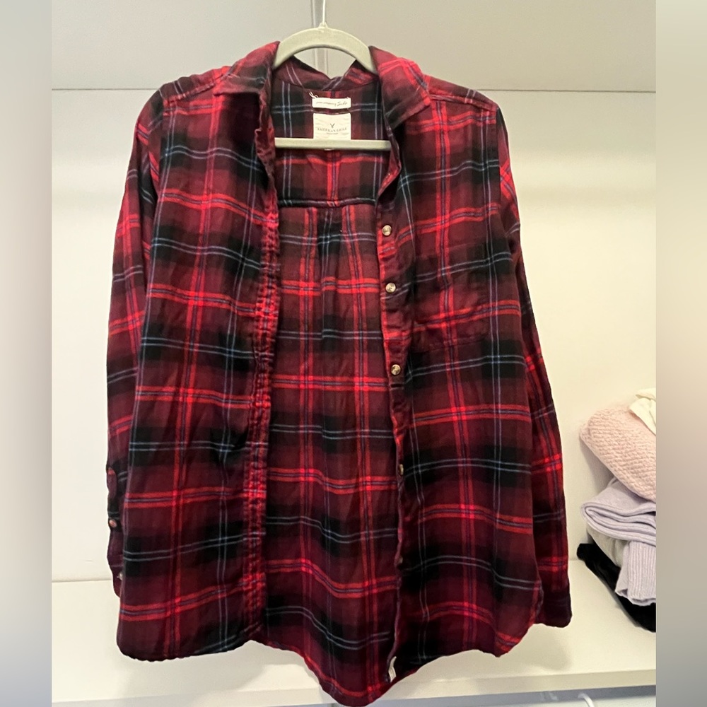 Red Plaid Button down Shirt - American Eagle - XS